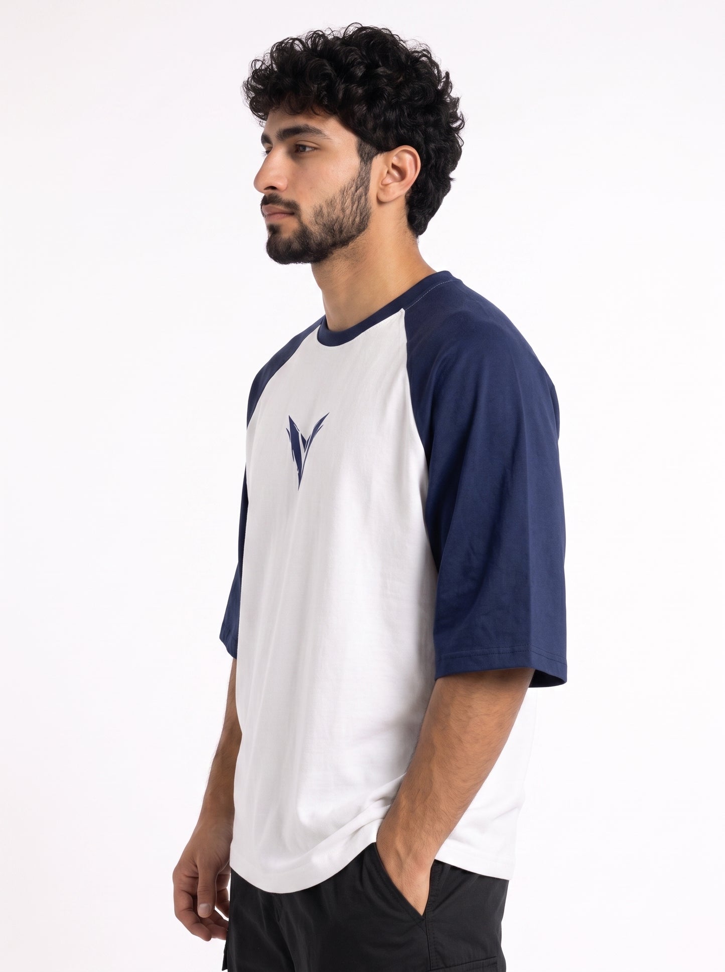 BOLD RAGLAN TEE