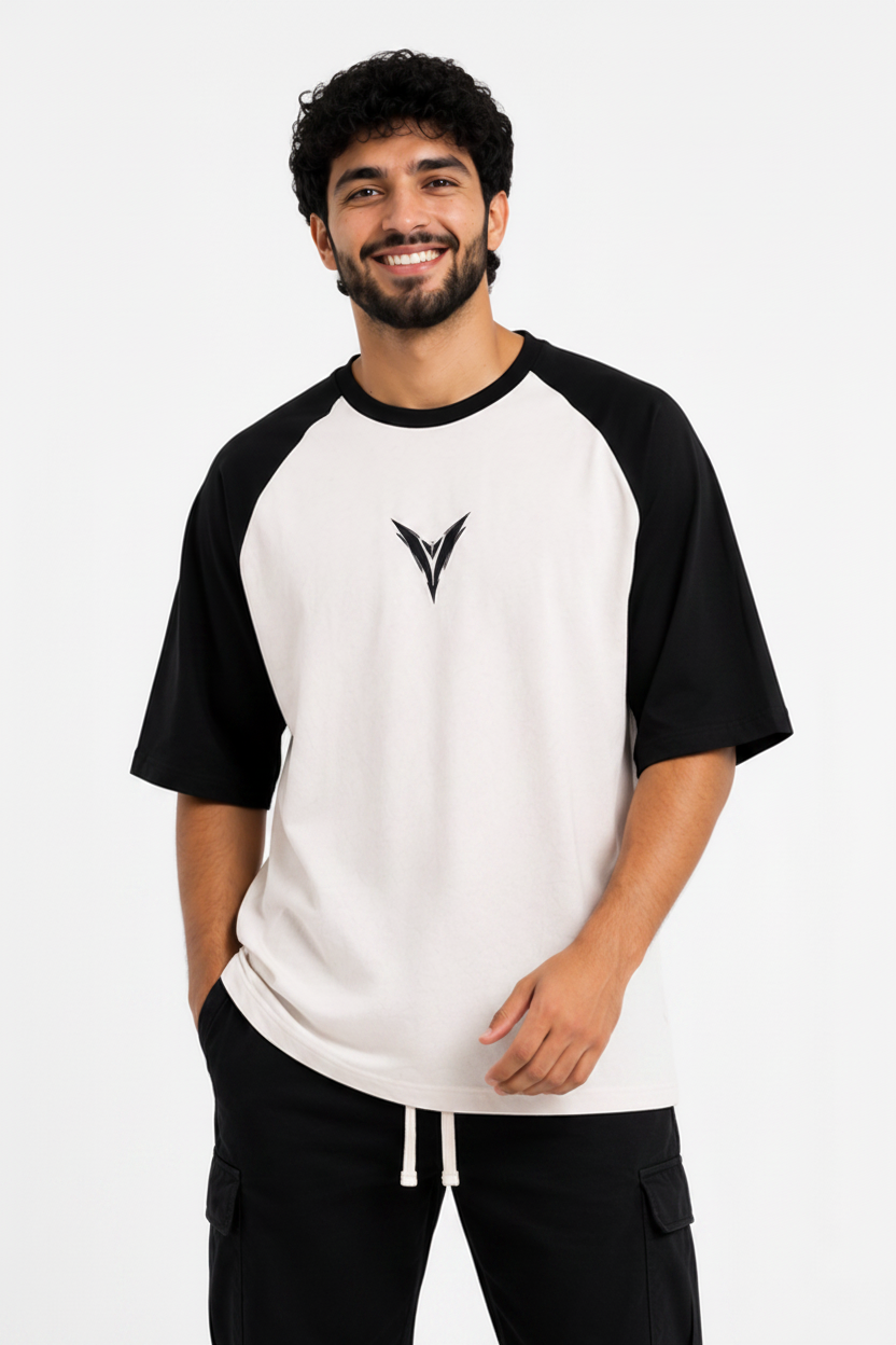 BOLD RAGLAN TEE