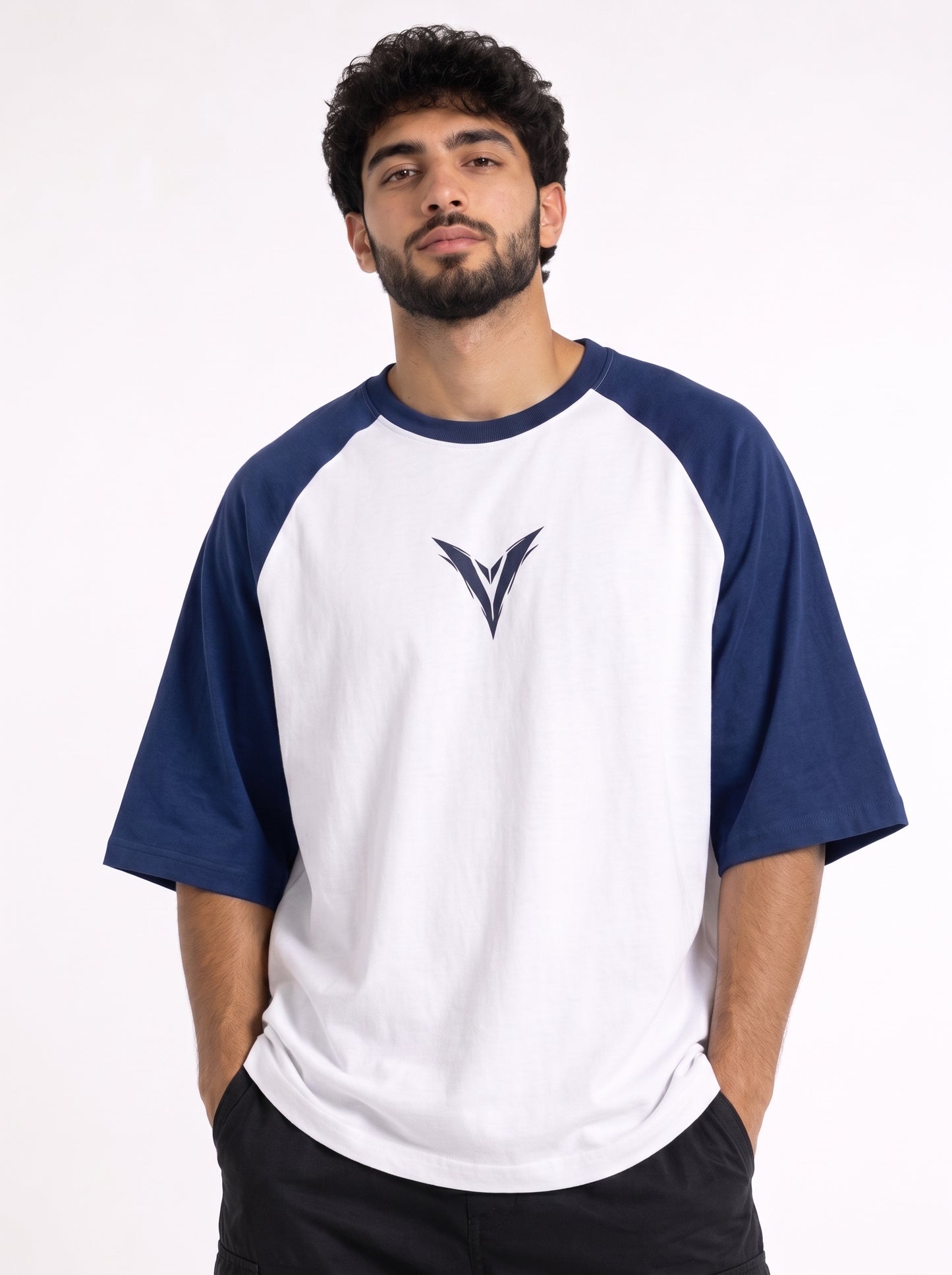 BOLD RAGLAN TEE